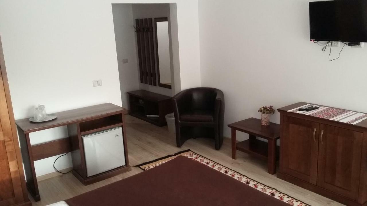 Pensiunea Poiana Soarelui Brates Dış mekan fotoğraf