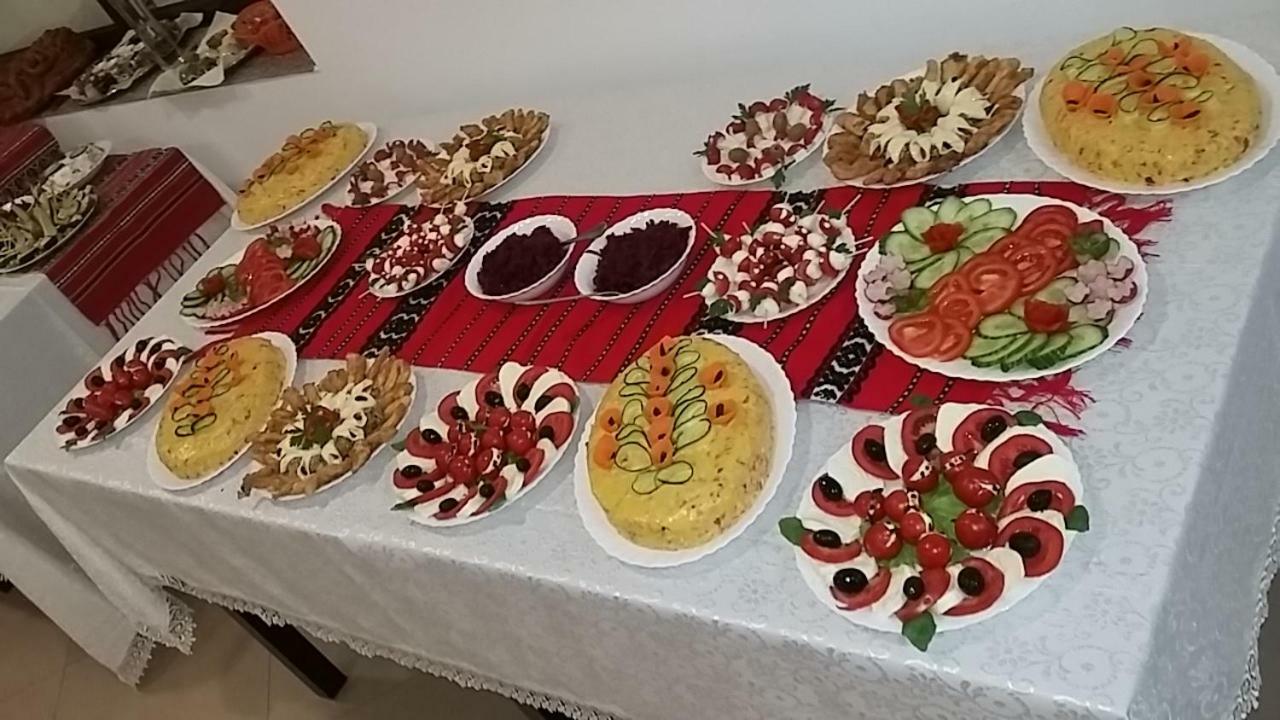 Pensiunea Poiana Soarelui Brates Dış mekan fotoğraf
