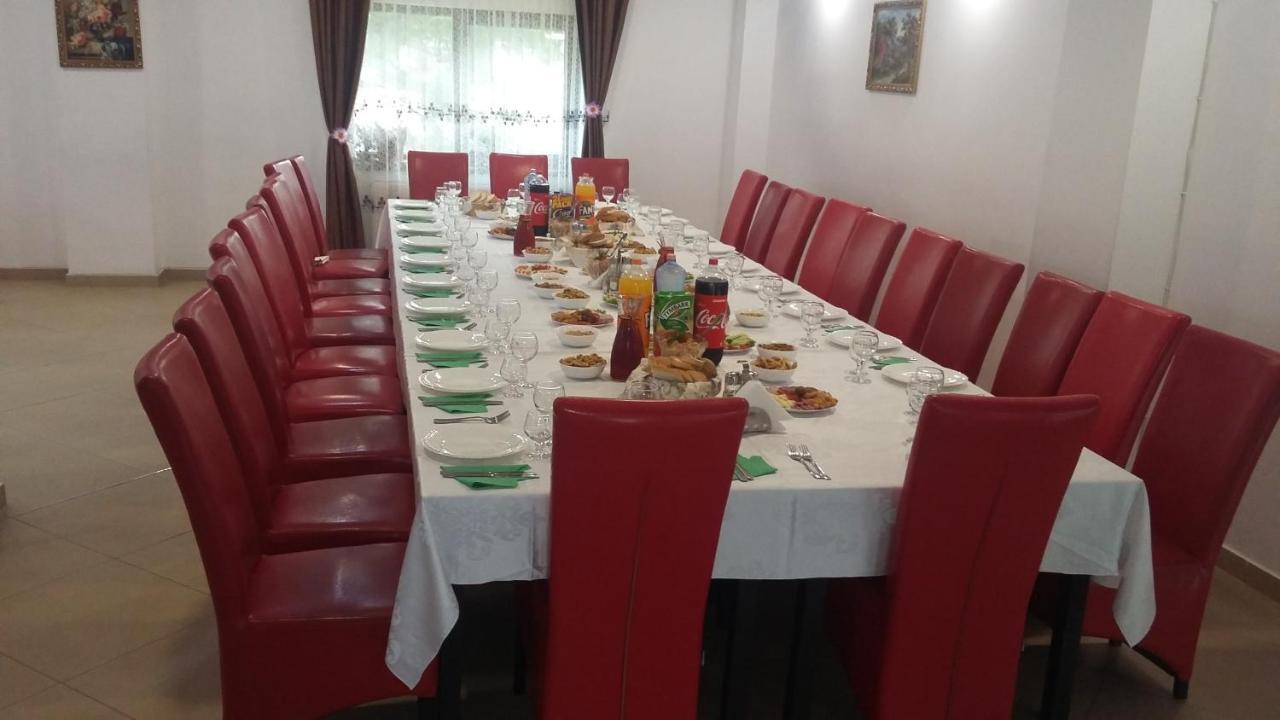 Pensiunea Poiana Soarelui Brates Dış mekan fotoğraf